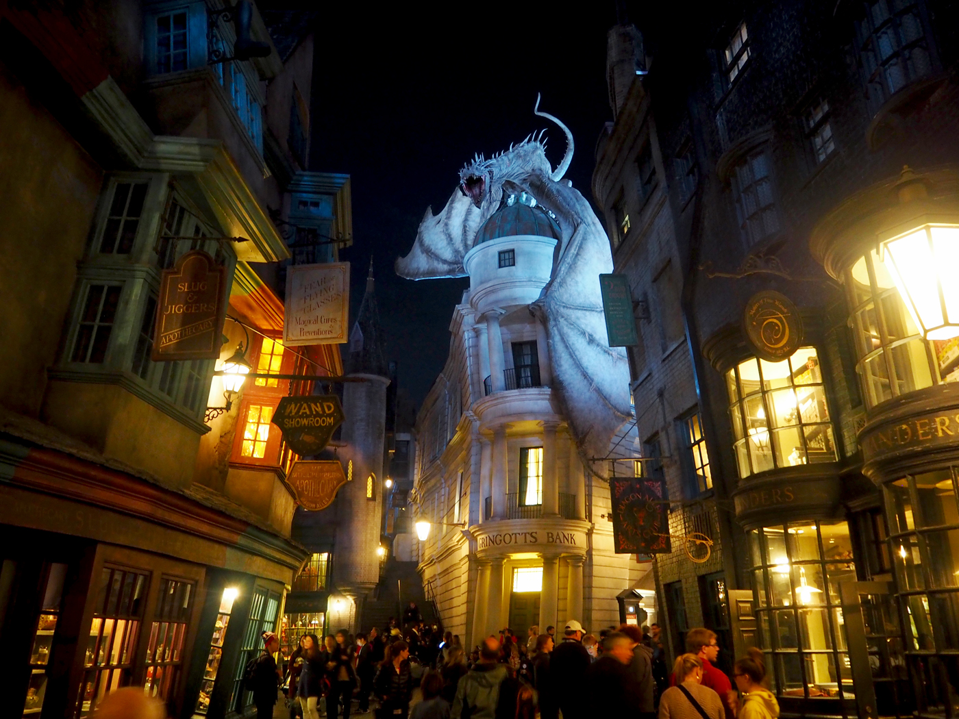 harry potter diagon alley night time