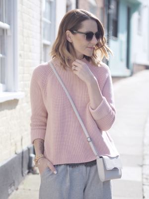 pink and grey casual outfit