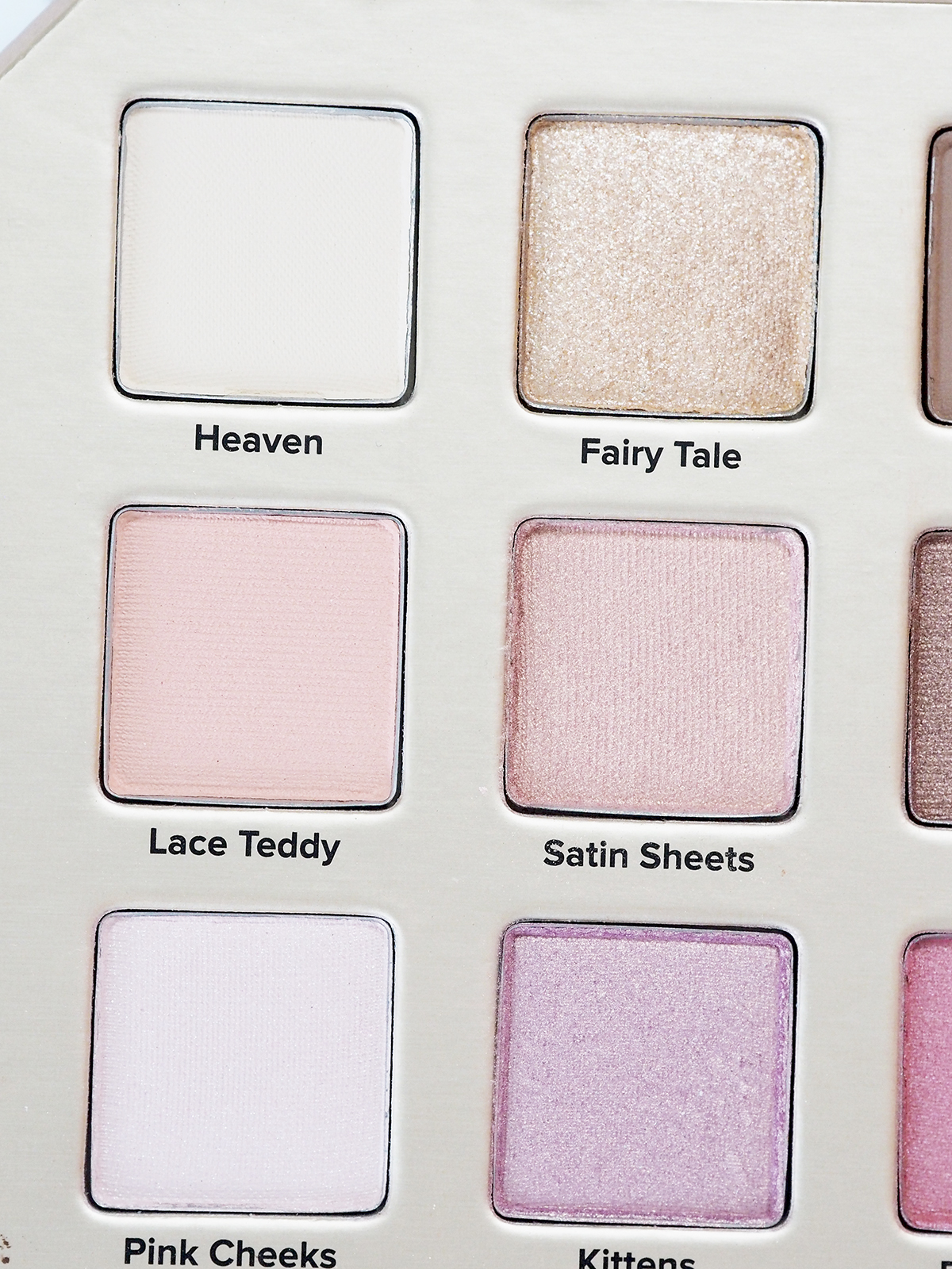 Two faced natural love palette close up shots