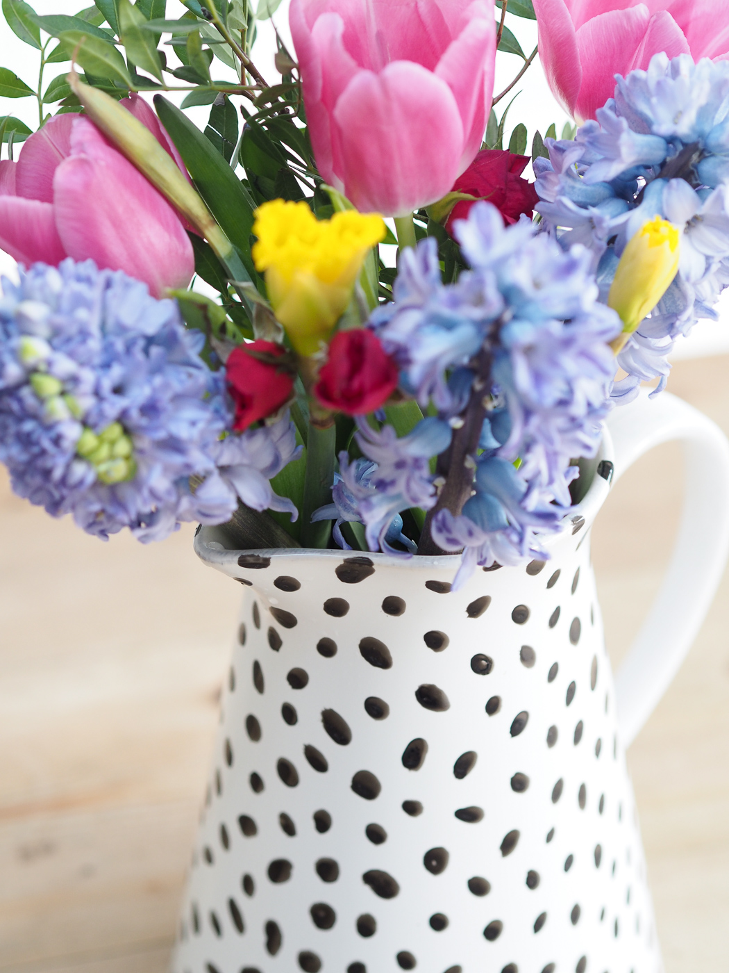 diy spotty dalmatian print jug vase