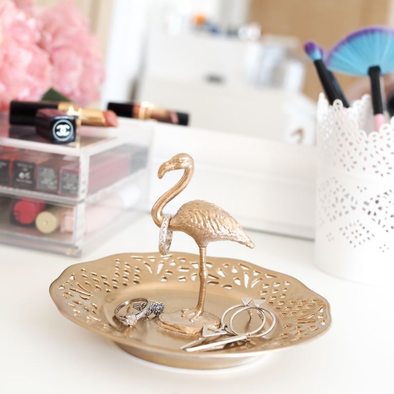 diy ring holder gold flamingo