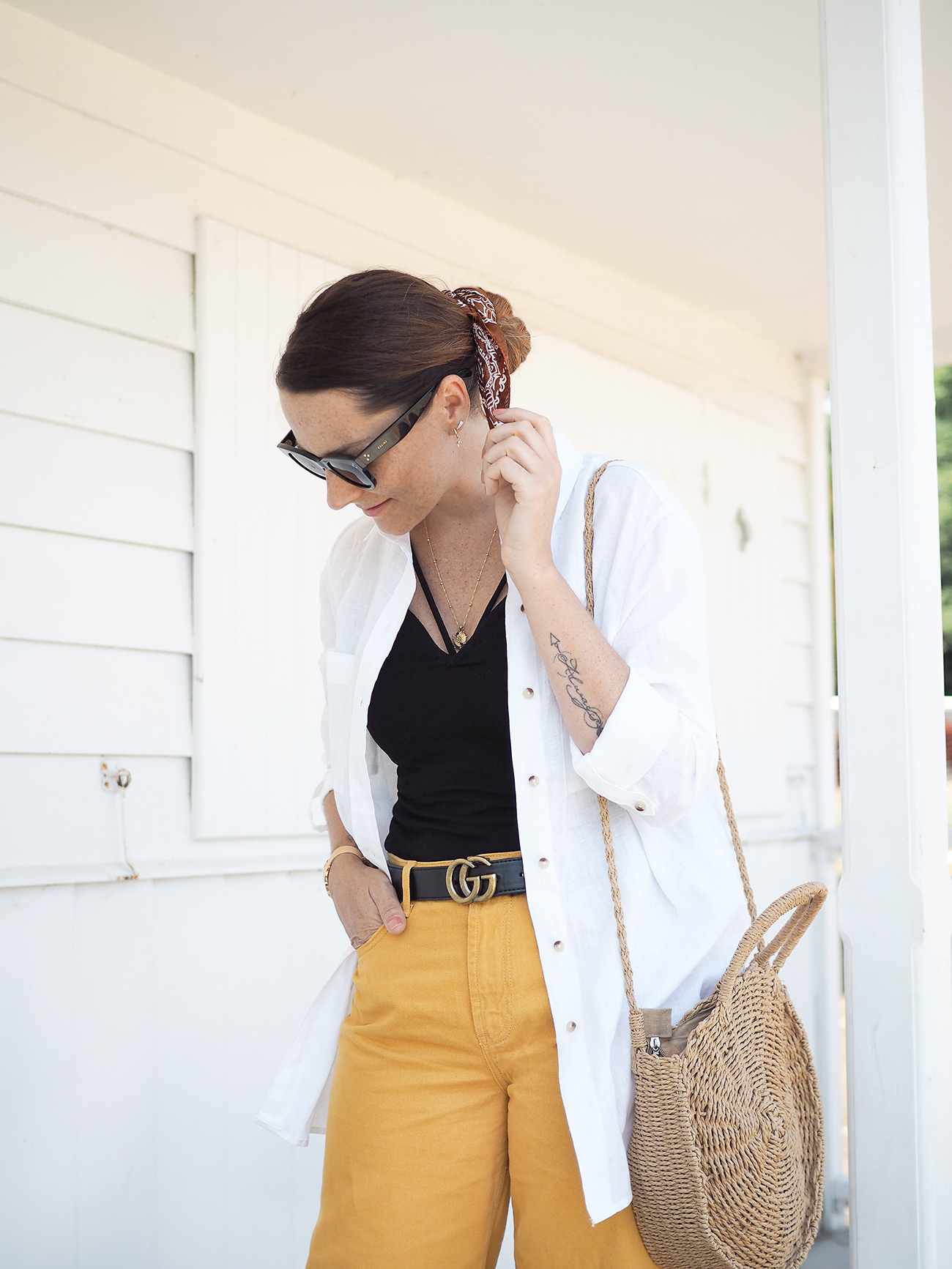 primark linen shirt and mustard jeans outfit