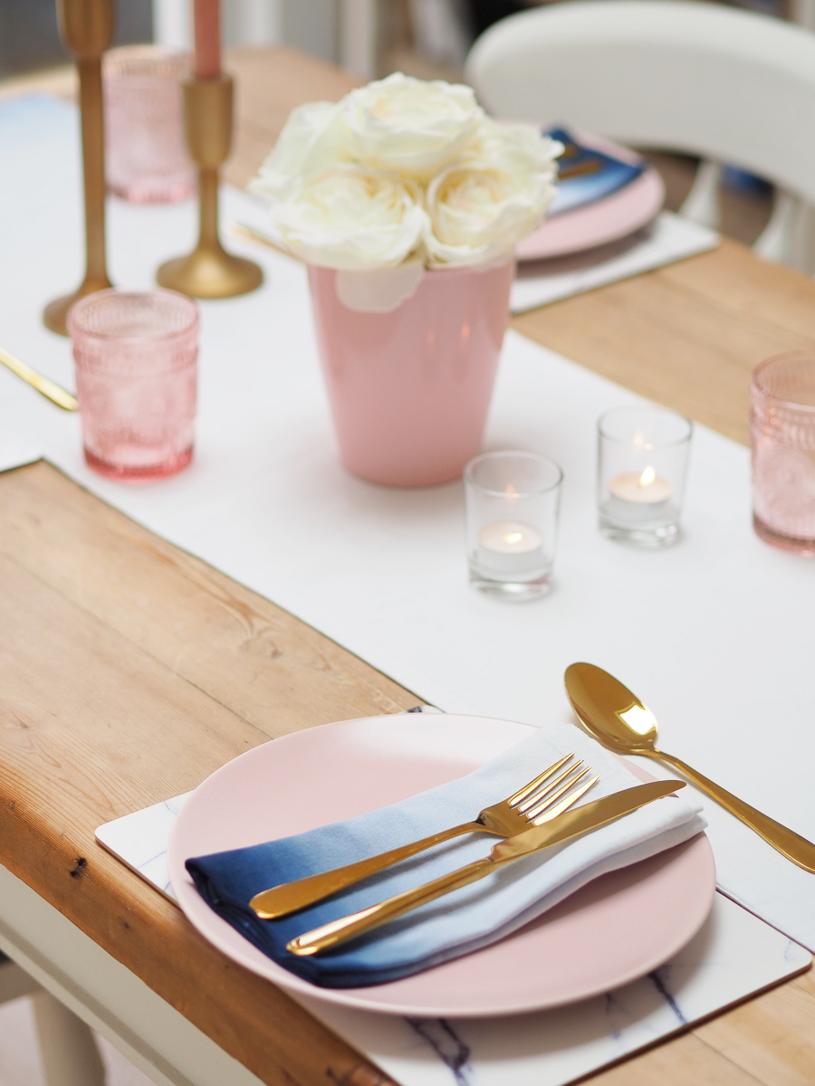 pink and gold table decor